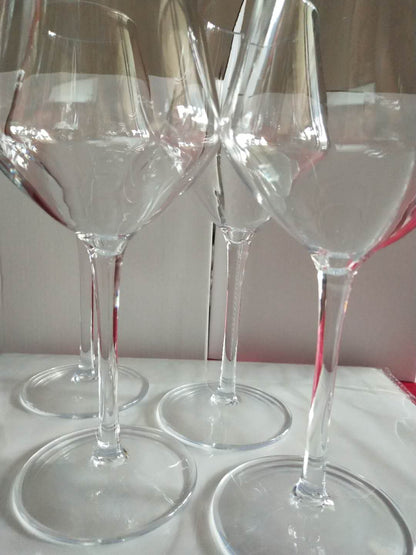 Unbreakable Wine Glass - Perfect for Home Parties